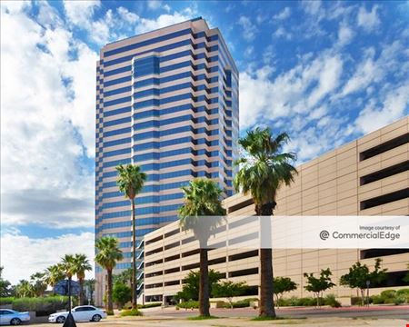 A look at CenturyLink Tower Office space for Rent in Phoenix
