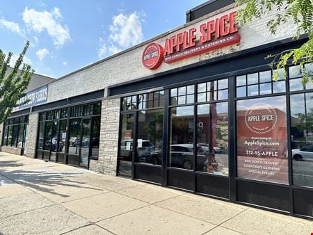 A look at 600-614 W Roosevelt Rd commercial space in Chicago