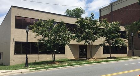 A look at 916 W 5th St commercial space in Charlotte