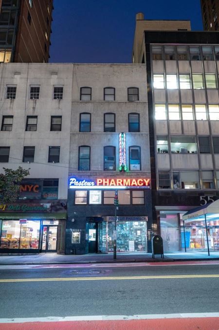 A look at 53 E 34th St commercial space in New York