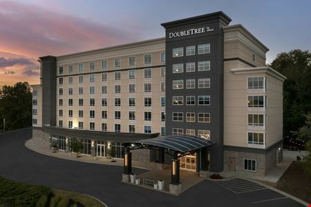 A look at DoubleTree by Hilton Chattanooga Hamilton Place commercial space in Chattanooga