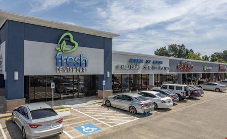 A look at Gulf Brook Plaza commercial space in Houston