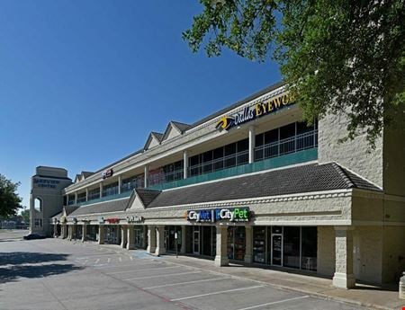 A look at Lakeview Centre commercial space in Dallas