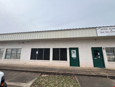 A look at 100 West Pflugerville Parkway commercial space in Pflugerville