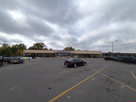 A look at Perry Plaza Retail space for Rent in Perry
