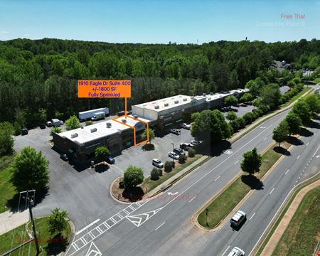 A look at Towne Lake Pkwy - Retail Condo 1,800SF commercial space in Woodstock