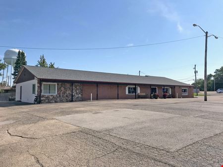 A look at 2217 Court St commercial space in Pekin