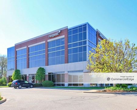 A look at Keystone Office Centre Office space for Rent in Indianapolis