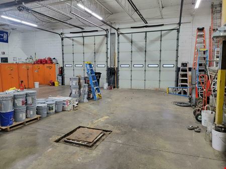 A look at Storage/Garage Office commercial space in Kenmore