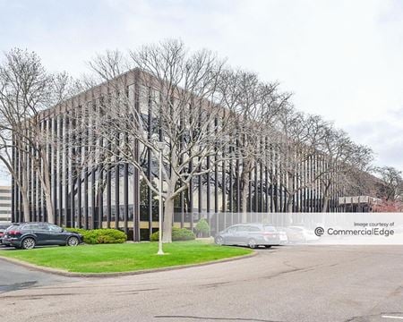A look at One Corporate Plaza commercial space in Edina