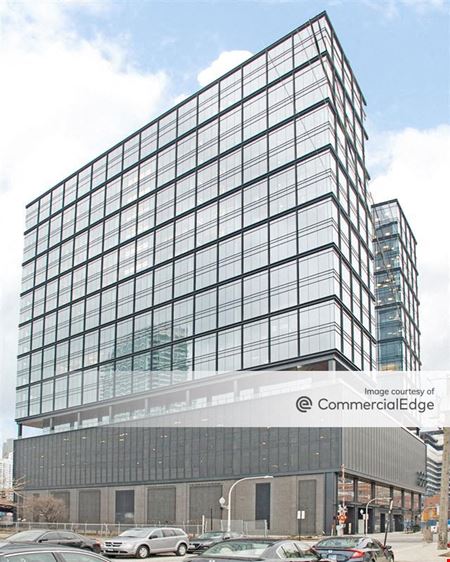 A look at 333 North Green Street Office space for Rent in Chicago