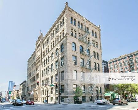 A look at Courthouse Place commercial space in Chicago