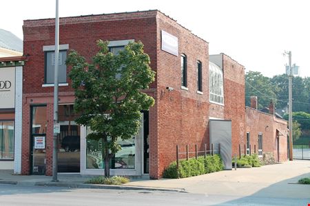 A look at 3017-19 Main Street commercial space in Kansas City