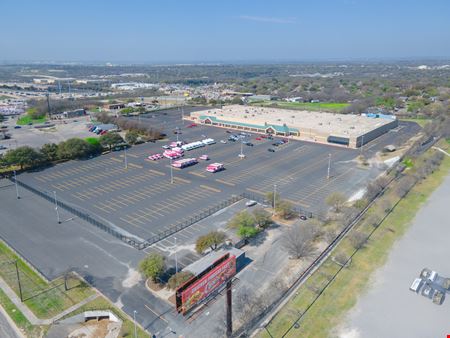 A look at R/E Business Center commercial space in San Antonio