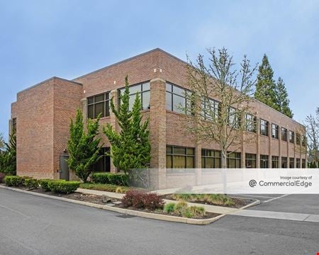 A look at 920 Country Club Road commercial space in Eugene