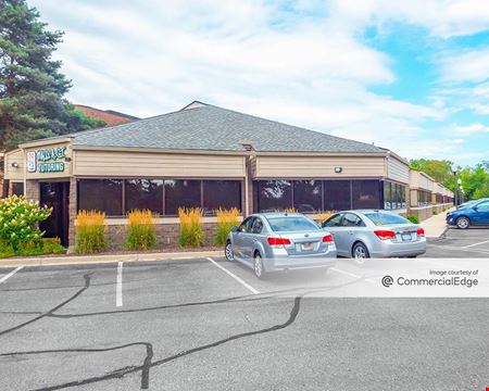 A look at 7115 Orchard Lake Road commercial space in West Bloomfield