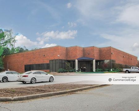 A look at 2755 Northwoods Pkwy commercial space in Norcross