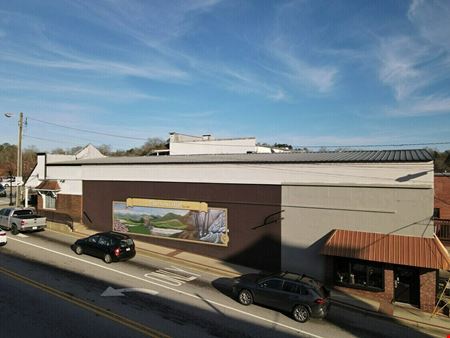 A look at 1423 Washington Street commercial space in Clarkesville