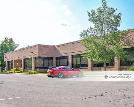 A look at LaSalle South Technology Centre commercial space in Novi