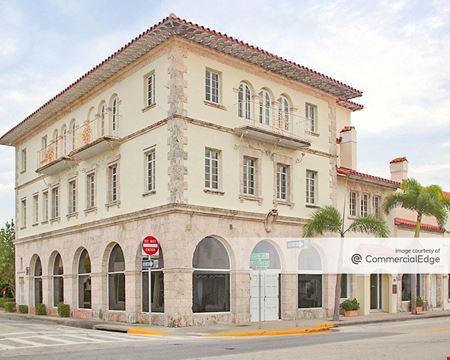 A look at Wells Fargo Building commercial space in Palm Beach