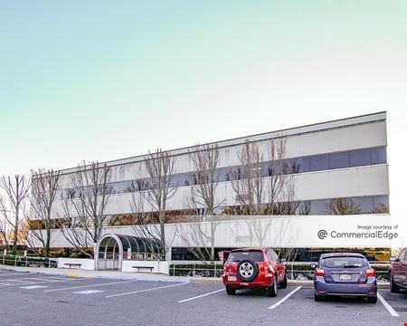 A look at Grandview Corporate Center commercial space in Camp Hill