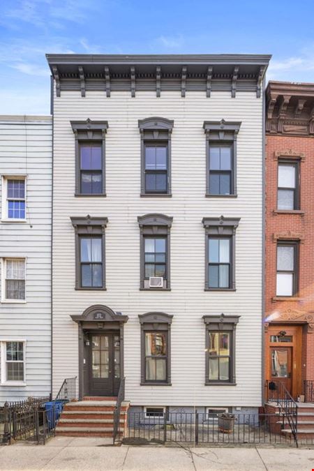 A look at 132 Calyer St (Front & Back  House) commercial space in Brooklyn