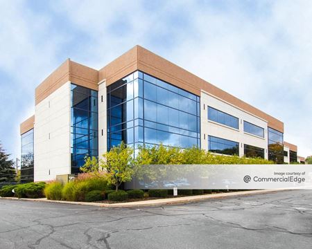 A look at 625 Kenmoor Avenue Southeast Office space for Rent in Grand Rapids