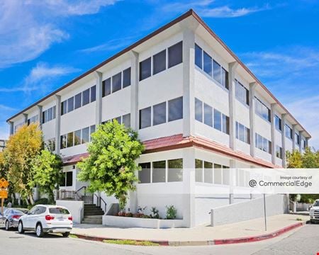 A look at Corbin Business Center commercial space in Tarzana