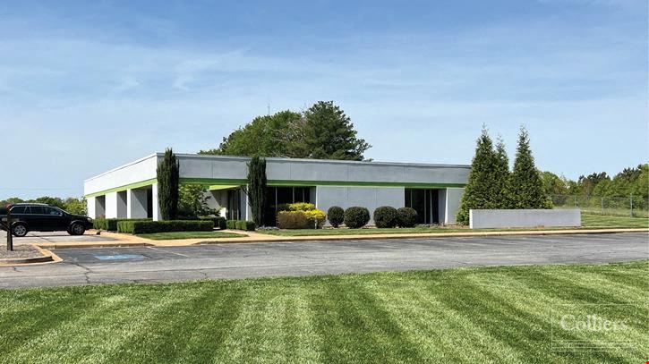 ±5,480-SF Office Space  on Highway 290