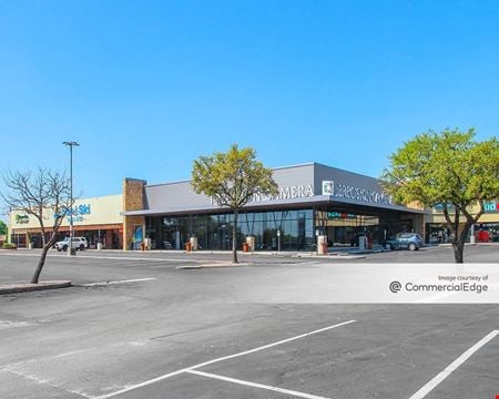 A look at West Anderson Plaza commercial space in Austin