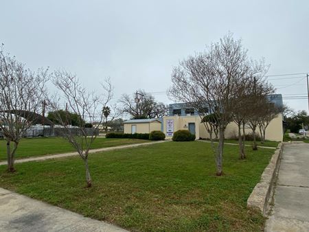 A look at 602 6th Street North commercial space in Texas City