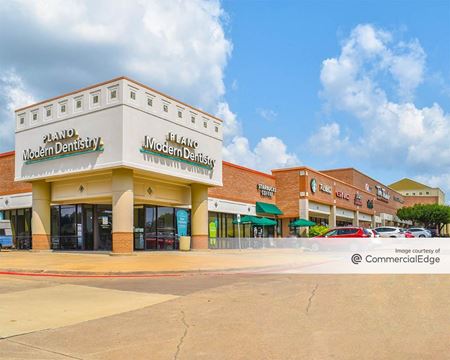 A look at Hunter's Glen Crossing Retail space for Rent in Plano