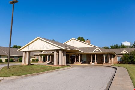 A look at Glade Avenue Assisted Living commercial space in Bethany