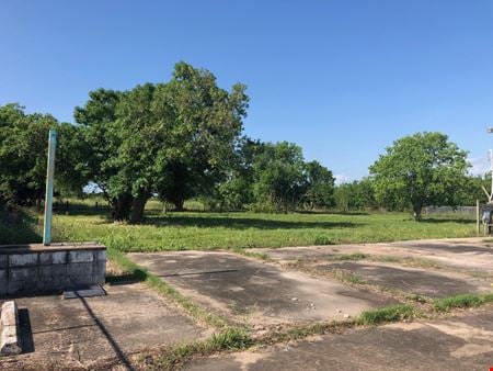 A look at 1631 Main St LaMarque TX  (+/-) 6.191 Acres- REDUCED SALE PRICE commercial space in La Marque
