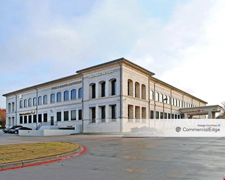 A look at Stonebriar Financial Center Commercial space for Rent in Frisco