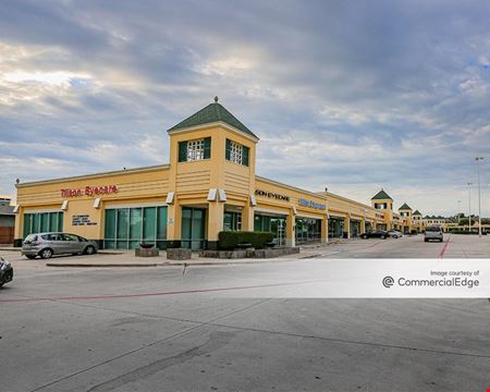 A look at Cottonwood Crossing Retail space for Rent in Irving