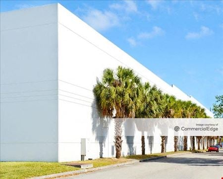 A look at 19500 South Dixie Hwy commercial space in Cutler Bay