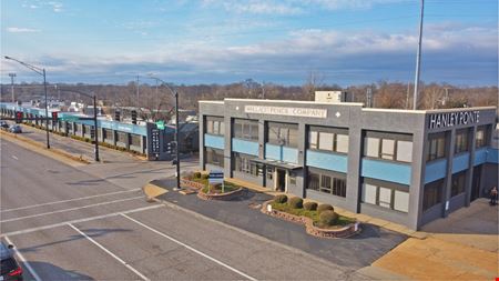 A look at Hanley Pointe commercial space in Saint Louis
