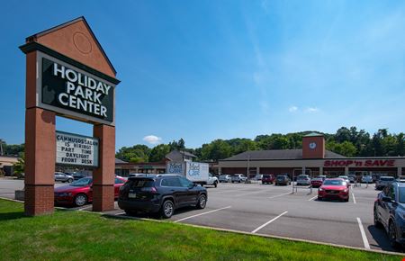 A look at Holiday Park Shopping Center Commercial space for Rent in Pittsburgh