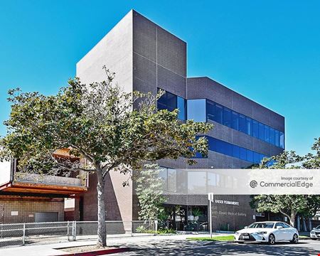 A look at Tenth Street Medical Building commercial space in Santa Monica