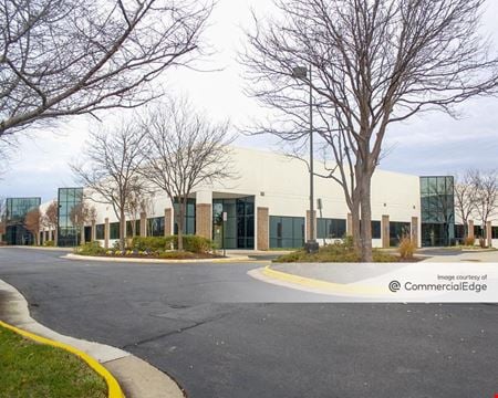 A look at 3901 Stonecroft Blvd commercial space in Chantilly