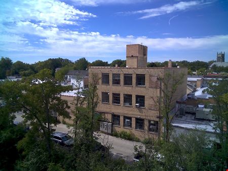 A look at 1007 Tower Court Industrial space for Rent in Winnetka