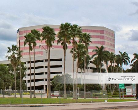 A look at Cypress Financial Center Commercial space for Rent in Fort Lauderdale