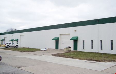 A look at 720 Illinois Avenue commercial space in Maumee