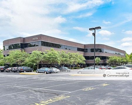 A look at Woodlands Plaza IV Commercial space for Rent in Maryland Hts.