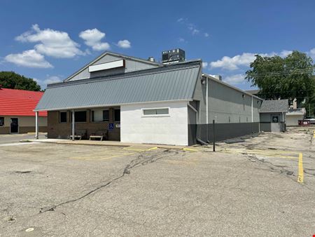 A look at 5083 & 5117 S 136th Street commercial space in Omaha