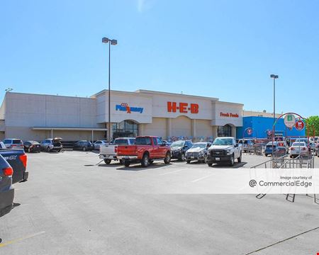 A look at 12860 Research Blvd Commercial space for Rent in Austin