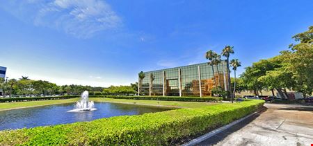 A look at Commerce Pointe Gold Office space for Rent in West Palm Beach