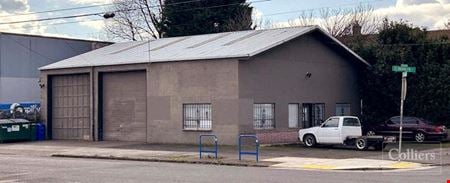 A look at For Sublease | Hard-to-find small warehouse in close-in Southeast Portland Industrial space for Rent in Portland