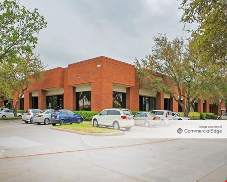 A look at Central Park Business Center commercial space in Richardson